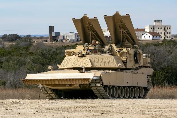 Avustralya Ordusu, ABD yapımı M1150 ABV ile mühendislik yeteneğini güçlendiriyor