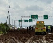 Husilerden Ben Gurion Havalimanı'na füze saldırısı