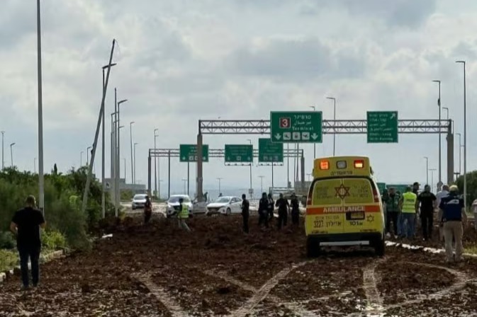 Husilerden Ben Gurion Havalimanı'na füze saldırısı