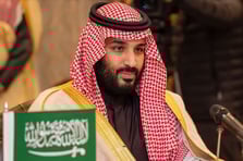 Suudi Arabistan'da turistik yerlerde alkol satışı başlayacak