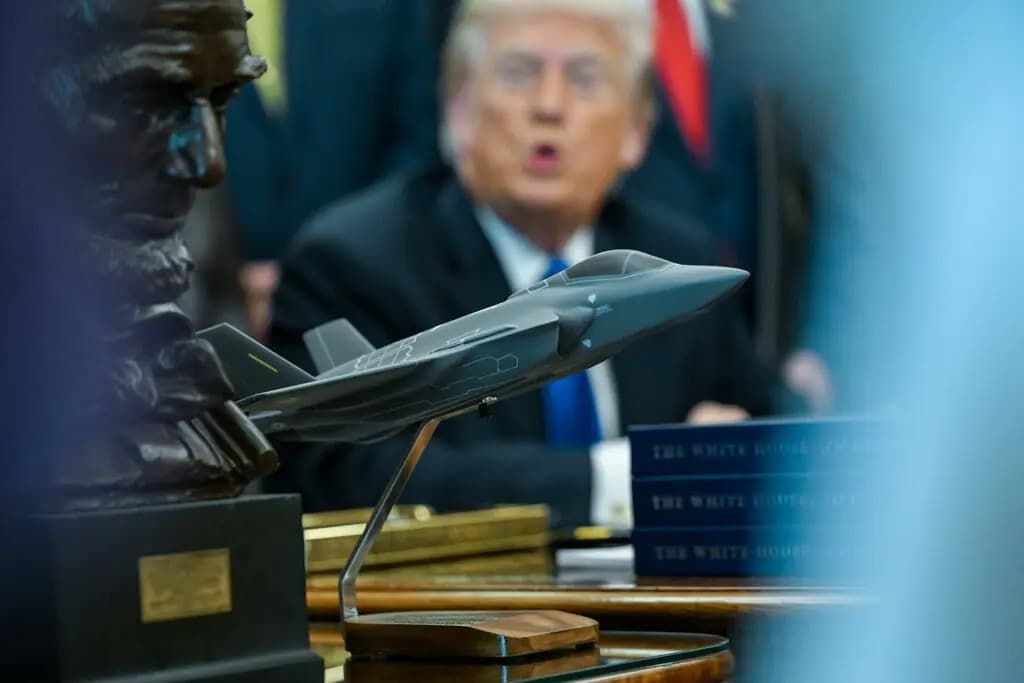 Trump’ın Türkiye’yi F-35 programına geri döndürmeye hazır olduğu öne sürüldü