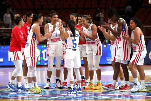 Porto Riko elemeleri geçerek geldi