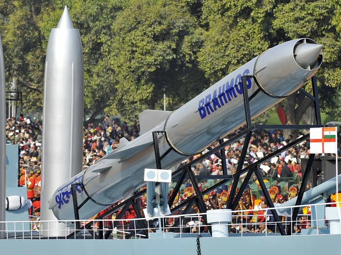 Hindistan ve Filipinler, Çin etkisine karşı ortak savunma üretim programı başlattı