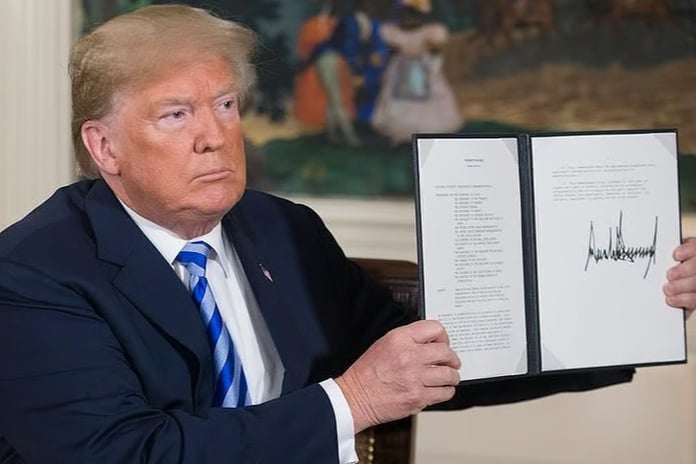 Trump Suriye yaptırımlarını kaldıran kararnameyi imzaladı