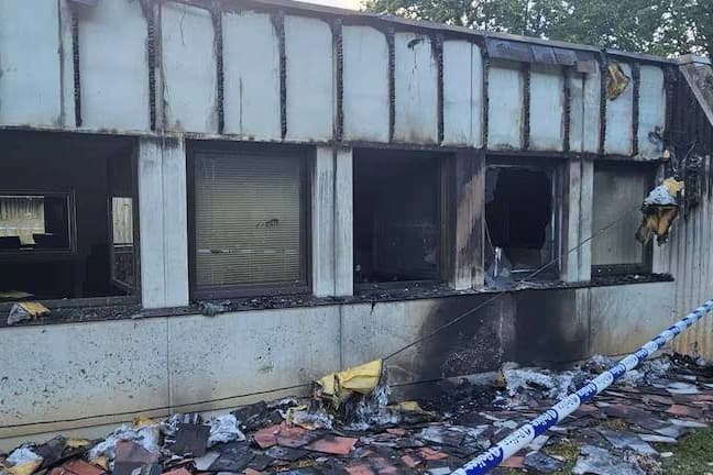 Belçika’da aktivistler İsrailli silah şirketinin binasını ateşe verdi