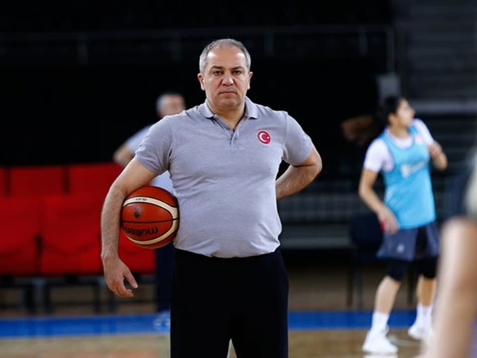 Potanın Perileri'nde Ekrem Memnun dönemi sona erdi