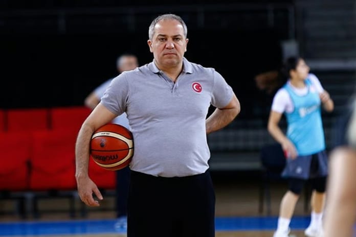 A Milli Kadın Basketbol Takımı'nda 3 yıllık Ekrem Memnun dönemi sona erdi: Türkiye Basketbol Federasyonu sözleşmeyi yenilemedi