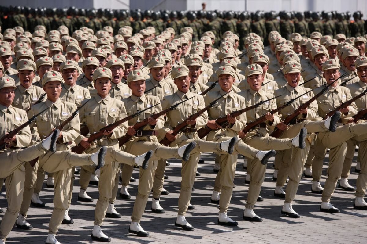 North Korea Sends Troops and Missiles to Aid Russia