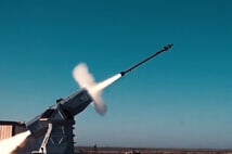 LEVENT hava savunma sistemi ilk hedefini vurdu