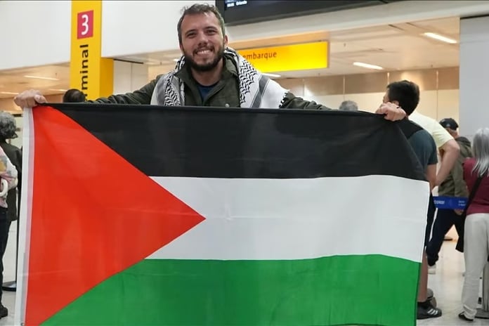 İsrail'in alıkoyduğu aktivist Thiago Avila açlık grevine başladı