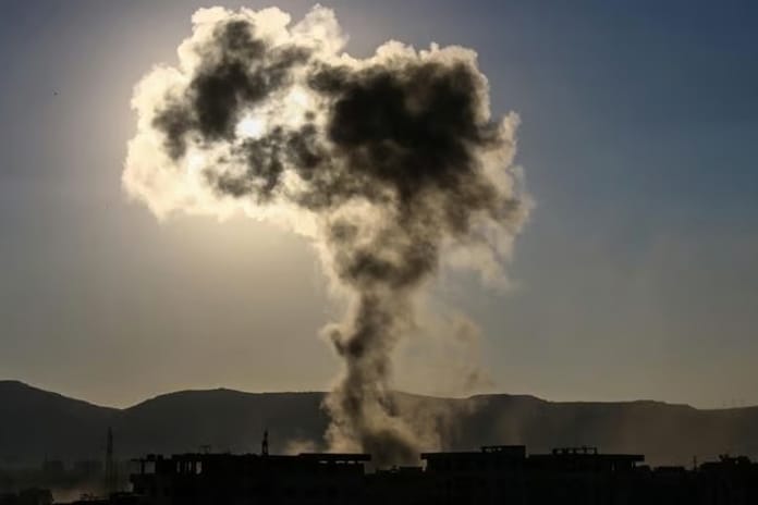 İsrail Suriye Cumhurbaşkanlığı Sarayı'nı hedef aldı