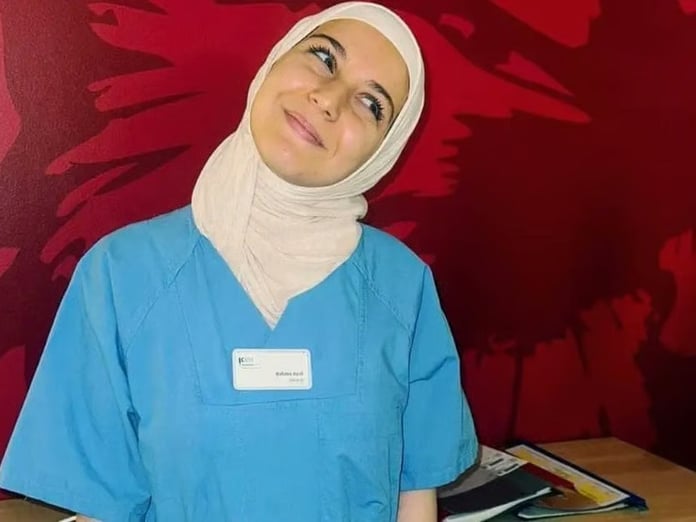 Almanya’da başörtülü Müslüman kadın apartmanında bıçaklanarak öldürüldü