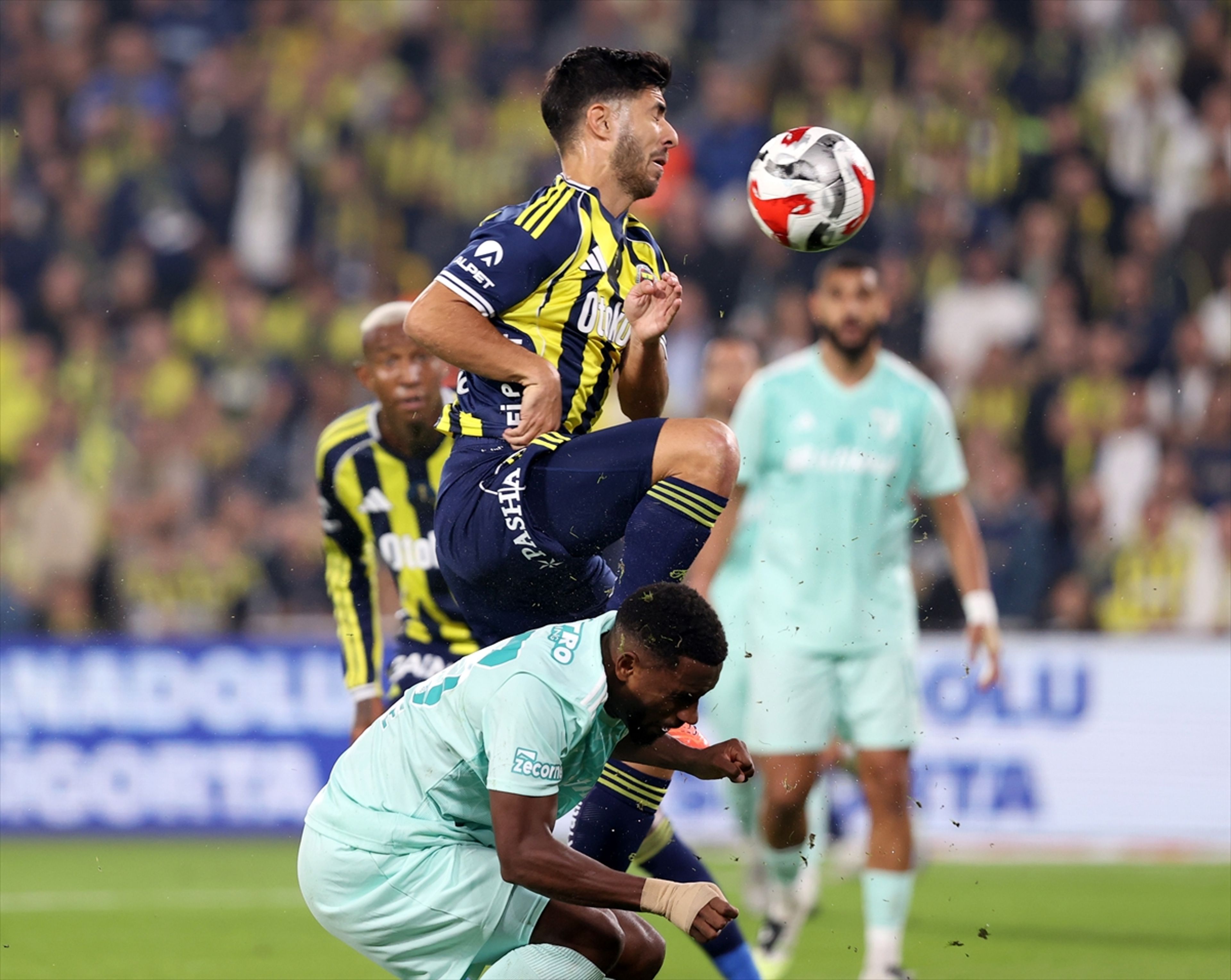 Fred ve Asensio'dan yüksek katkı
