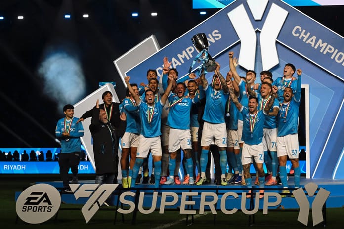 İtalya Süper Kupası'nda zafer Napoli'nin: 10 yıllık hasret sona erdi