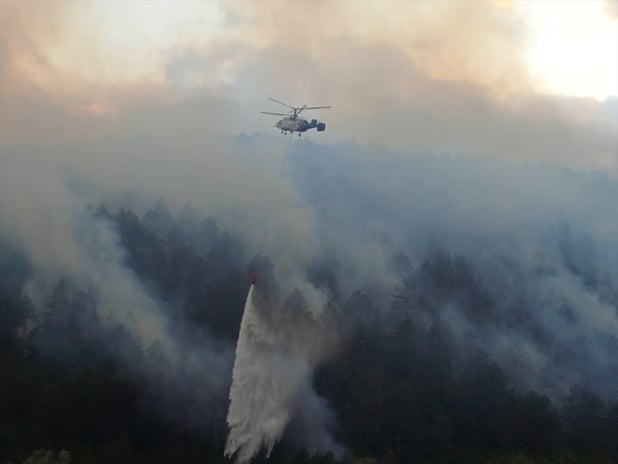 Bolu Mengen'de orman yangını çıktı: Havadan ve karadan müdahale sürüyor