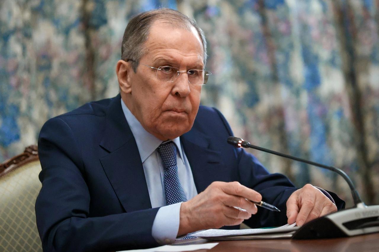 Lavrov'dan Avrupa'ya tehdit: Bize saldırırlarsa savaş çok kısa sürecek