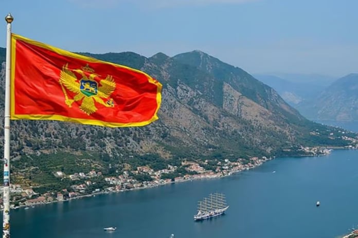 Karadağ Türk vatandaşlarına vize serbestisi uygulamasını yeniden yürürlüğe koyacak