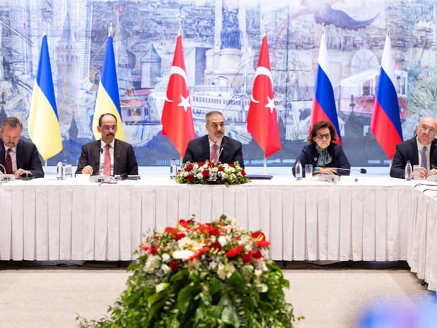 Rusya-Ukrayna görüşmeleri için ideal yer İstanbul