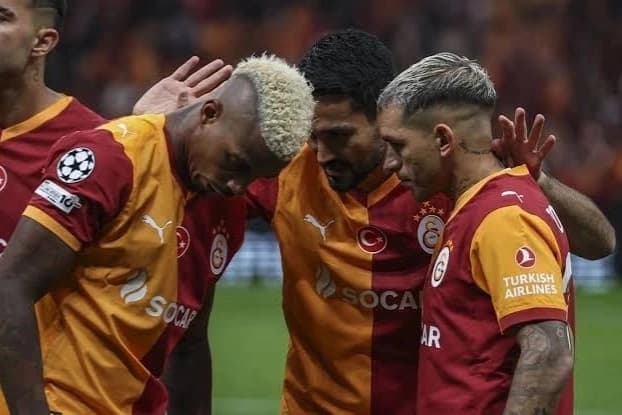 Galatasaray'da çifte ayrılık ihtimali