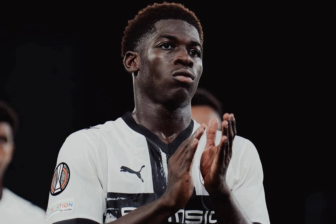 Fenerbahçe ve Beşiktaş'ın istediği Nagida parlıyor