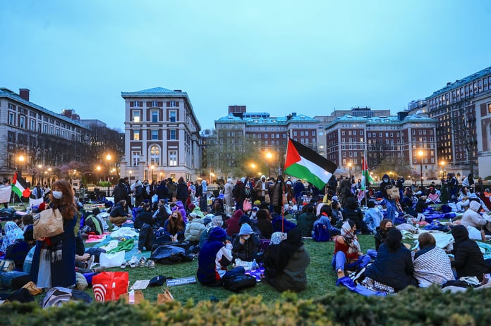 Filistin yanlısı gösterilerin düzenlendiği üniversite hedefte