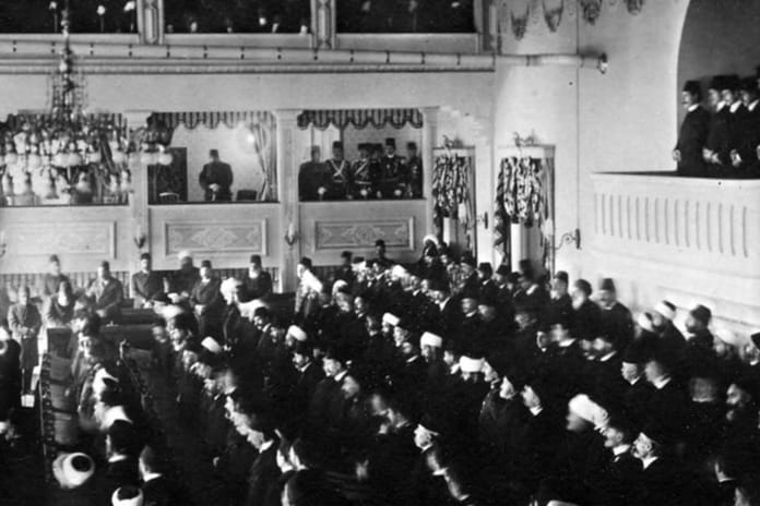 Tarihte Bugün: II. Meşrutiyet ilan edildi