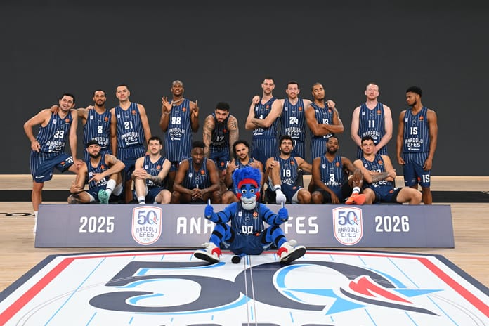 Açılış Anadolu Efes'ten!