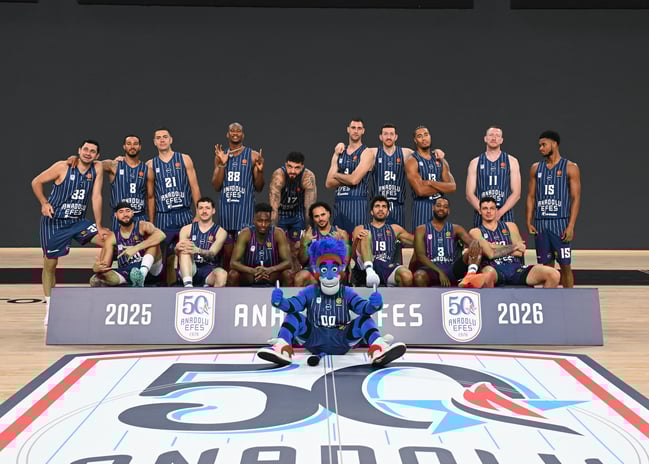 Açılış Anadolu Efes'ten!