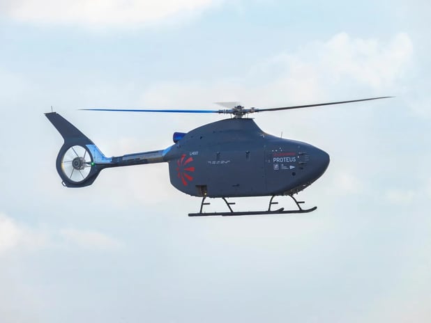 İngiliz Donanması, Kuzey Atlantik tehditlerine karşı mürettebatsız yeni helikopterini uçurdu