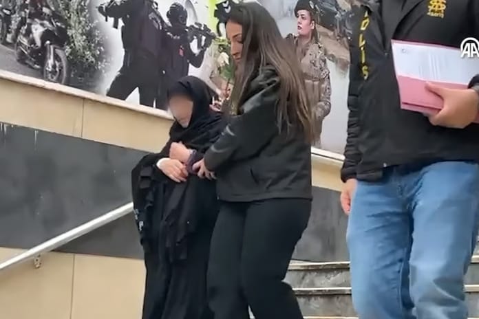 Interpol’ün aradığı cinayet hükümlüsü kadın yakalandı 