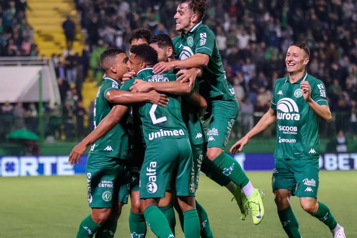 Yıkımdan zirveye: Chapecoense, uçak faciasından sonra Serie A'ya geri döndü