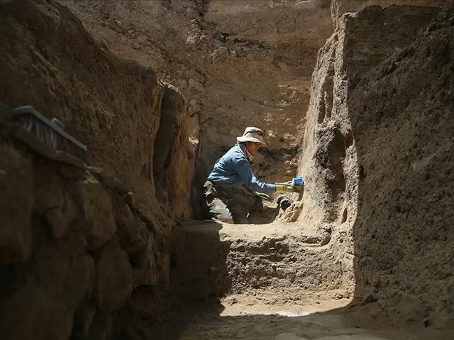 Ayanis Kalesi'ndeki Haldi Tapınağı'nın sırları ortaya çıkıyor