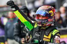 Ayhancan Güven, dünyanın en zorlu dayanıklılık yarışı Spa 24 Saat'te podyum peşinde: Spa 24 Saat