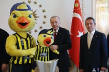 Cumhurbaşkanı Erdoğan, EuroLeague şampiyonu Fenerbahçe'yi Vahdettin Köşkü'nde kabul etti