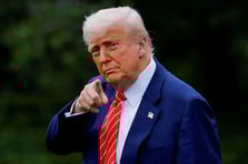 Trump'tan 2 bin dolarlık müjde: Gümrük gelirlerinin bir kısmı halkın cebine girecek