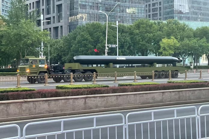 Çin, dev boyutlu sualtı insansız araçlarını ilk kez sergileyecek