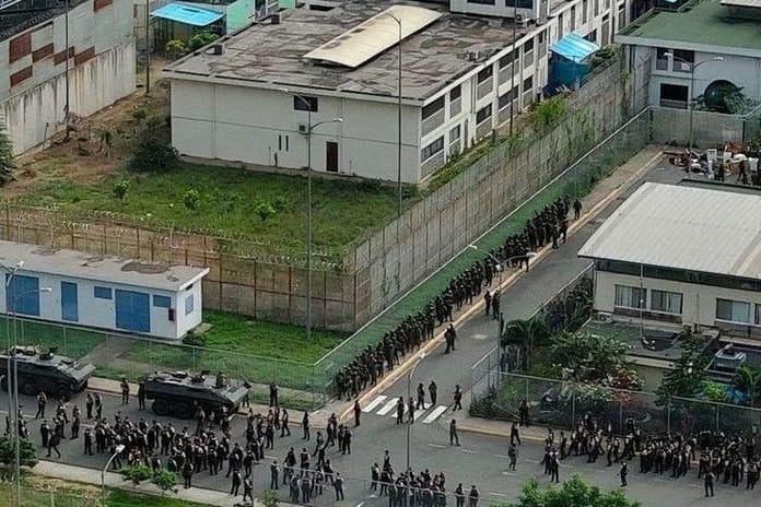 Ekvador hapishanelerinde  kanlı hesaplaşma: 9 mahkum öldü