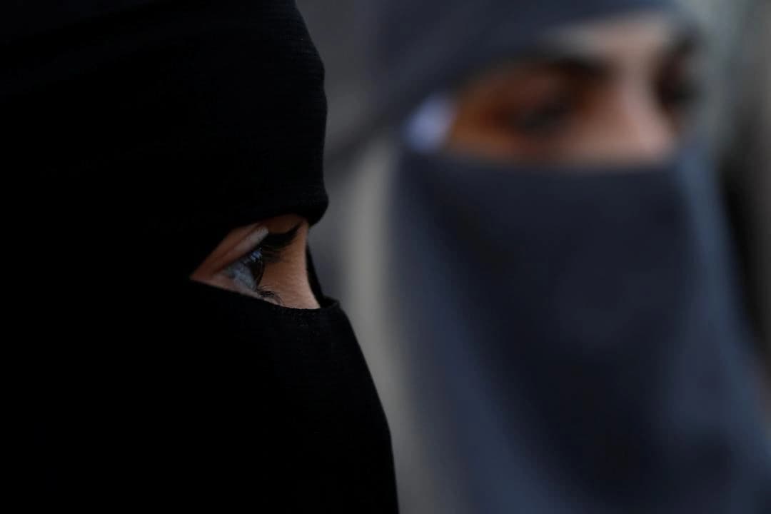 İtalya'da okullarda yabancı öğrenci ve burka kararı: Yüzde 30 yabancı öğrenci sınırı