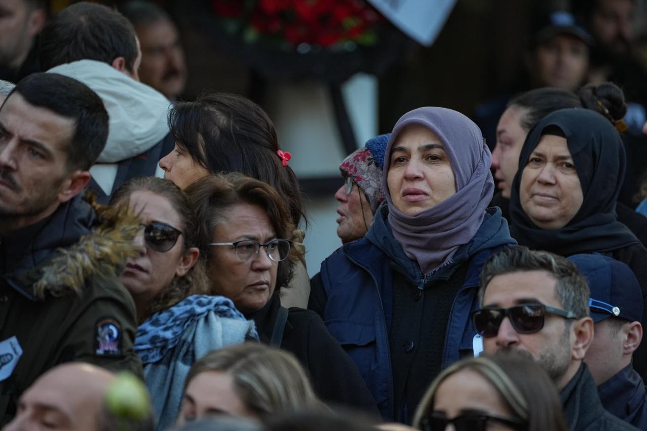 Şehzadeler Belediye Başkanı Gülşah Durbay son yolculuğuna uğurlandı 
