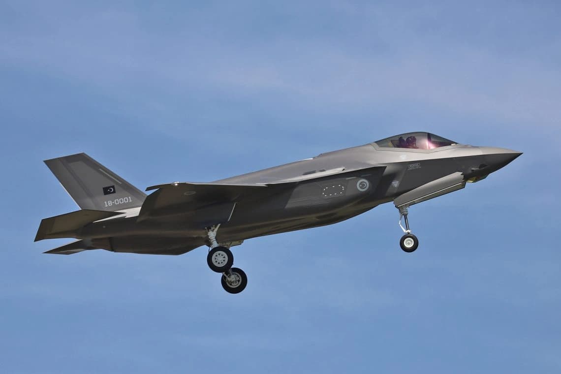 Türkiye, ABD'deki ilk 6 F-35 savaş uçağı için temaslarını yoğunlaştırdı