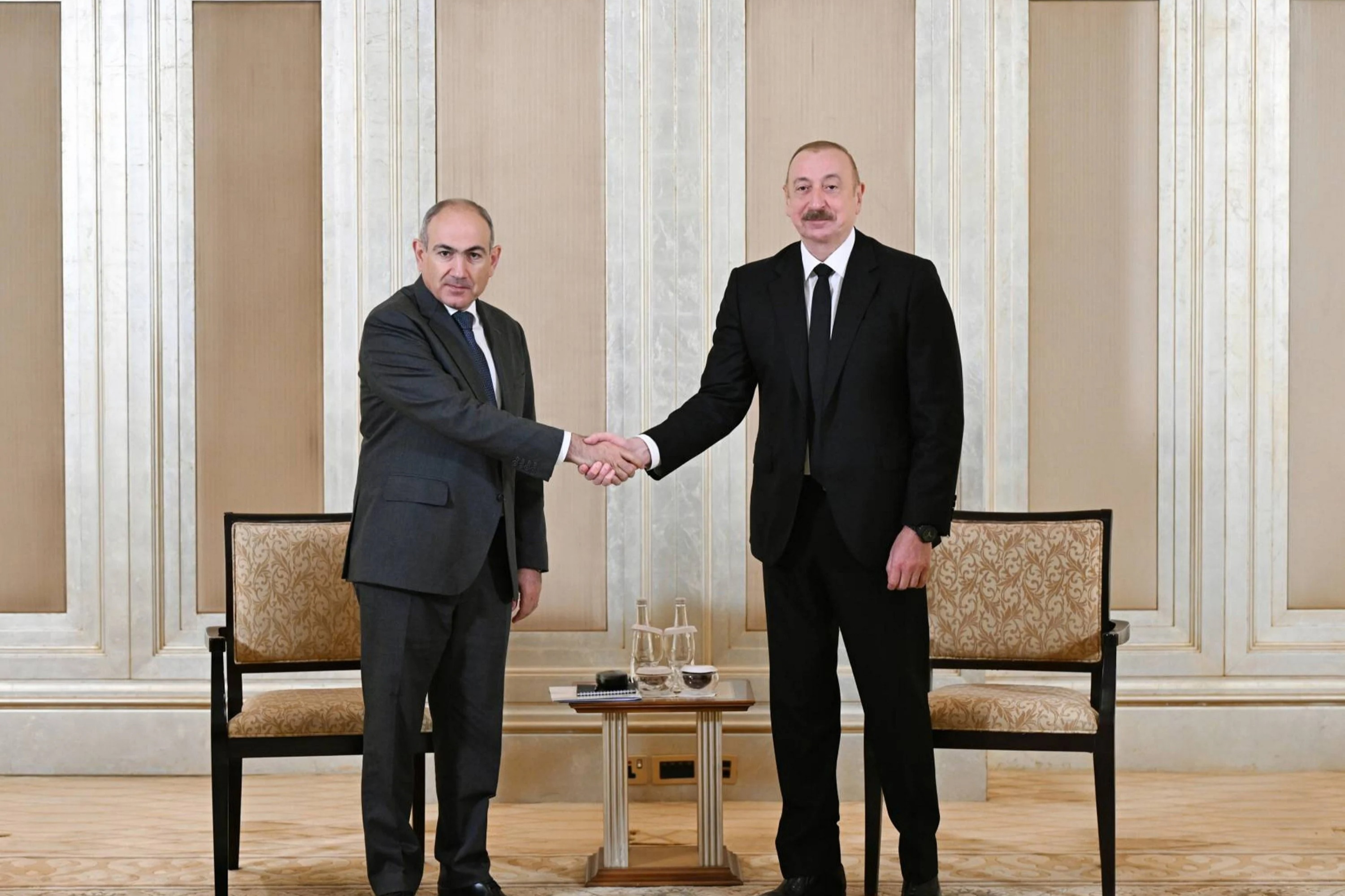 Aliyev, Pashinyan Report Progress on Border and Peace Talks