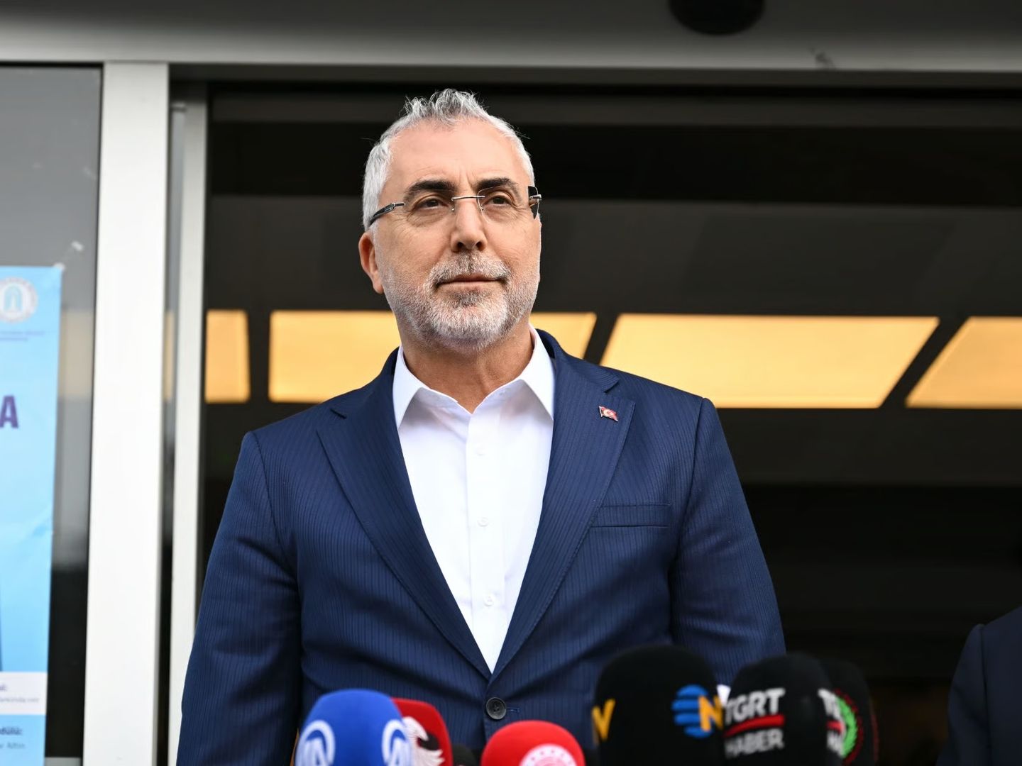 Bakan Işıkhan yeni düzenlemeleri açıkladı: Emekli aylığı, esnek çalışma ve ilaç müjdesi