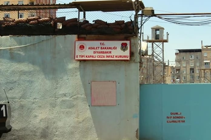 CTE'den AYM tahliye kararına ilişkin açıklama: Diyarbakır'da 15 kişi tahliye edildi