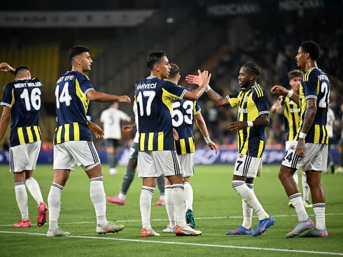 Fenerbahçe, yeni sezona hazır: Sarı lacivertliler Jose Mourinho yönetiminde sezon öncesi son testini geçti