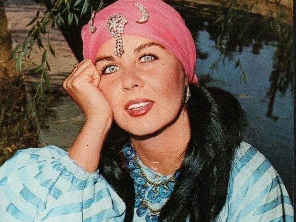 Yeşilçam'ın menekşe gözlüsü: Fatma Girik