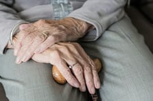 Tapuda 65 yaş krizi büyüyor: Alım satım kilitlendi!