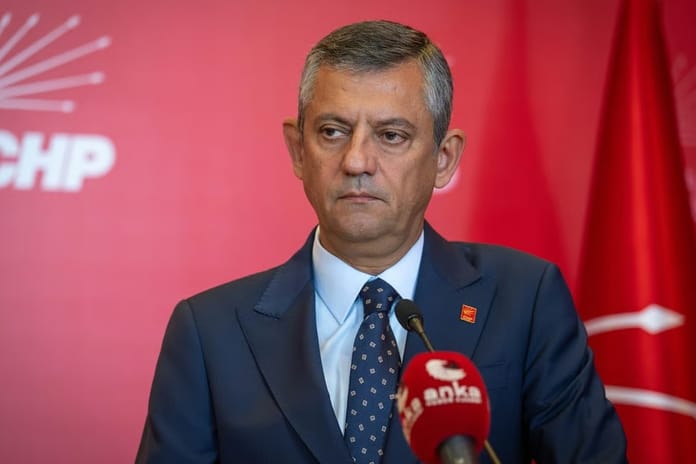 CHP Genel Başkanı yeniden Özgür Özel