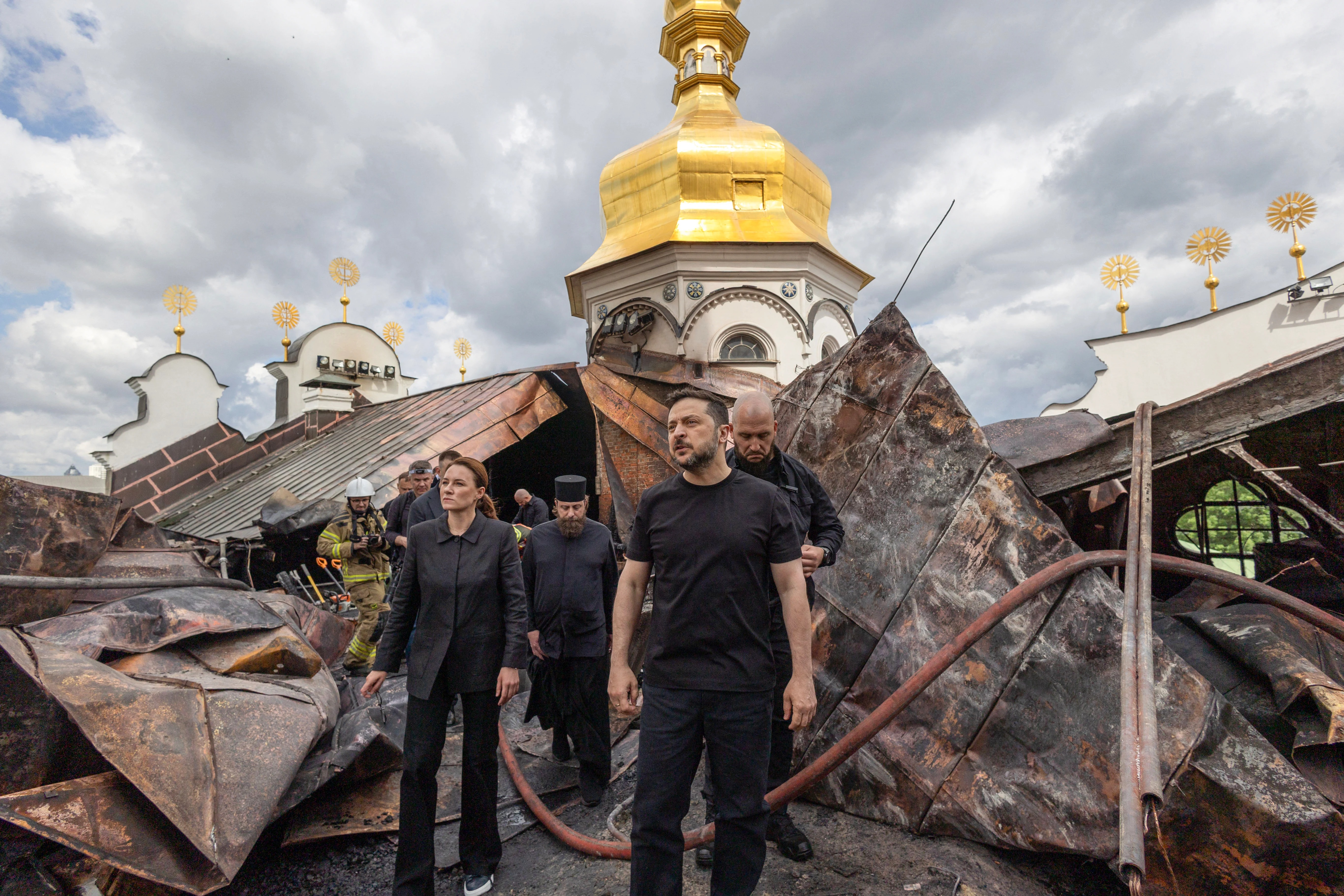 Massive Barrage Targets Kyiv's UNESCO Site, 11 Killed