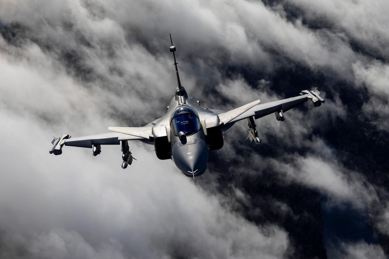 Kolombiya 17 Gripen alıyor