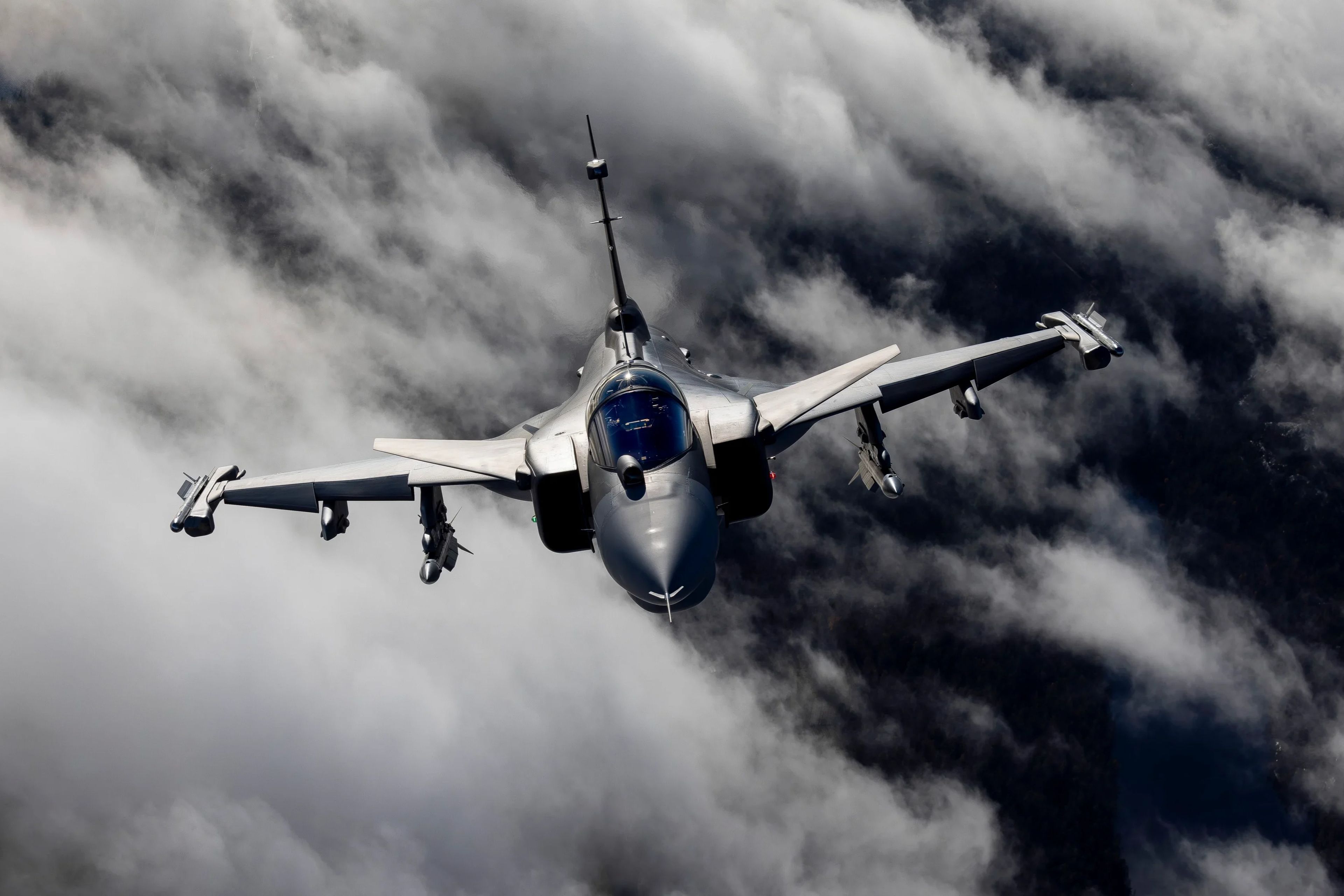 Kolombiya, 17 adet Gripen E/F uçağı için 3,1 milyar euro İle anlaştı